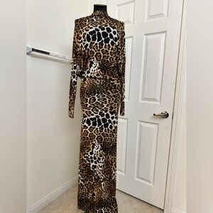 Custom-made dress. Multiple ways to wear.